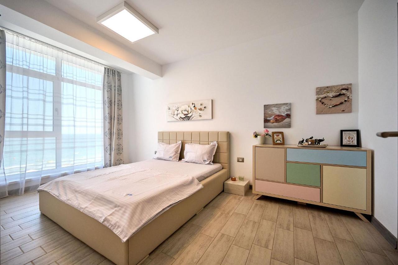 Paradise Sea View 2Bd Apt Spa N Pools Beach Resort Năvodari Екстериор снимка