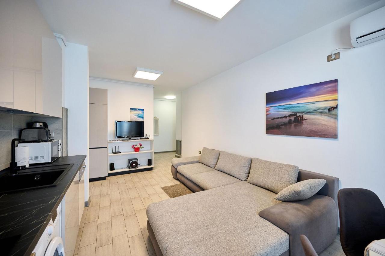 Paradise Sea View 2Bd Apt Spa N Pools Beach Resort Năvodari Екстериор снимка