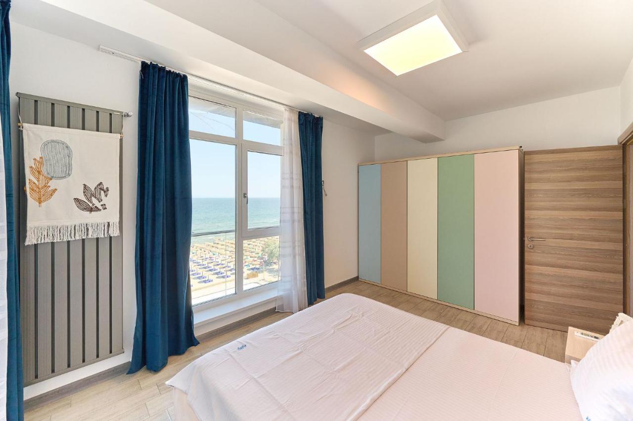 Paradise Sea View 2Bd Apt Spa N Pools Beach Resort Năvodari Екстериор снимка