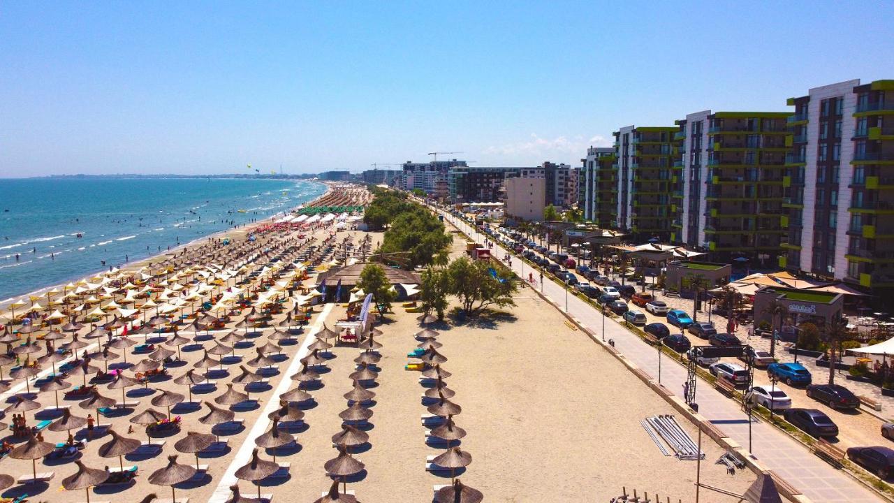 Paradise Sea View 2Bd Apt Spa N Pools Beach Resort Năvodari Екстериор снимка